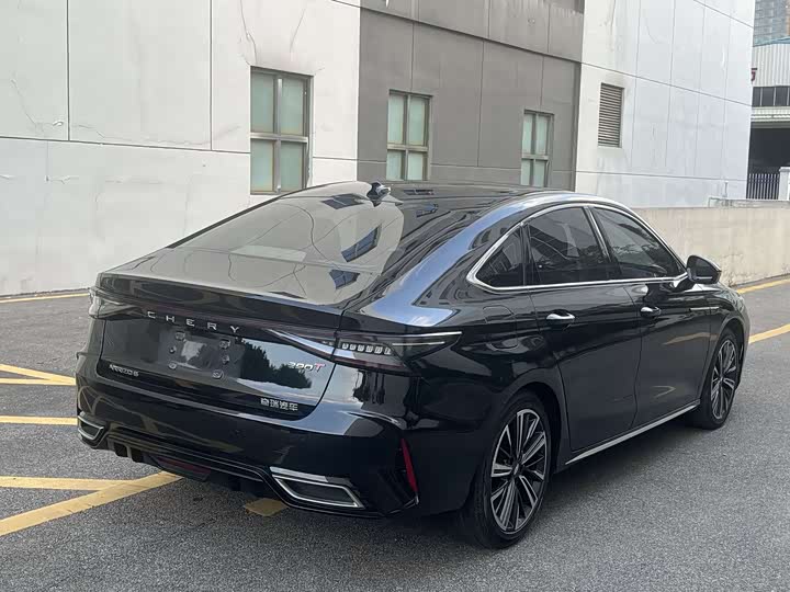 Фото 6 - Chery Arrizo 8