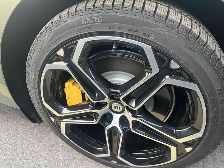 Фото 4 - Xiaomi SU7