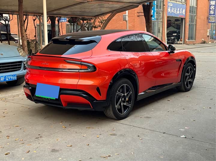 Фото 9 - Xiaomi YU7