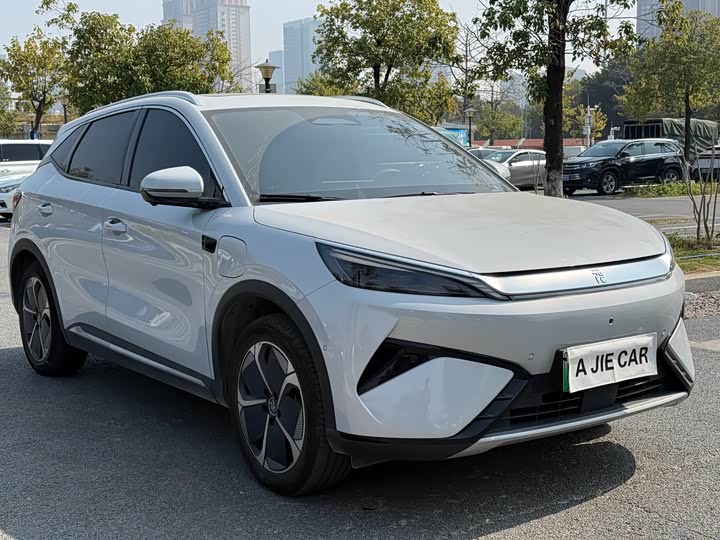 Фото 3 - BYD Yuan Plus