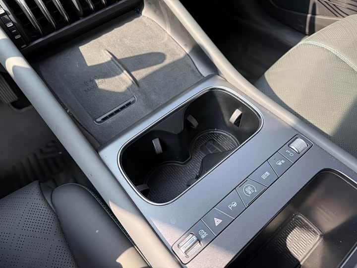 Фото 9 - BYD Yuan Plus