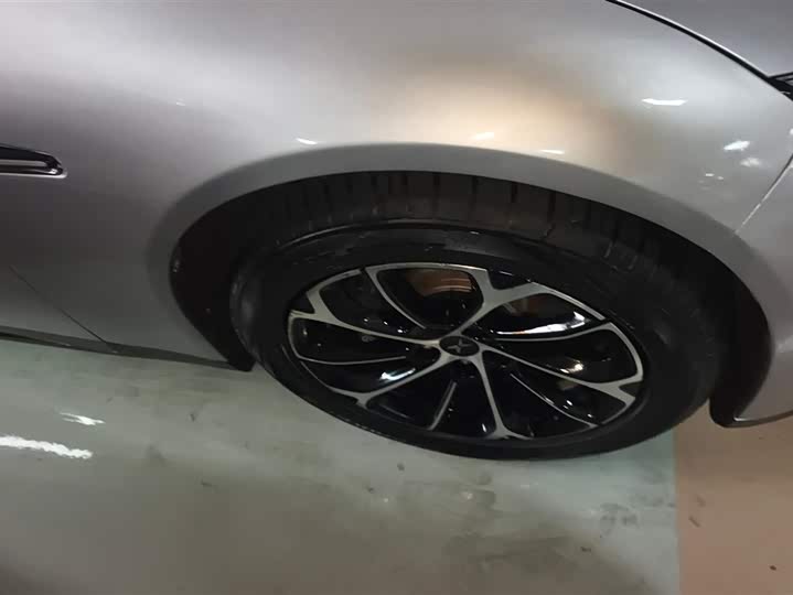 Фото 6 - XPeng P7