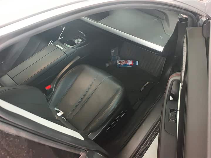 Фото 8 - XPeng P7