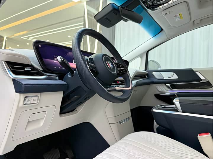 Фото 5 - Buick GL8 Century