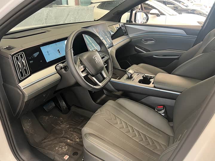 Фото 6 - BYD Song L DM-i Hybrid