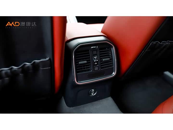 Фото 9 - Porsche Macan