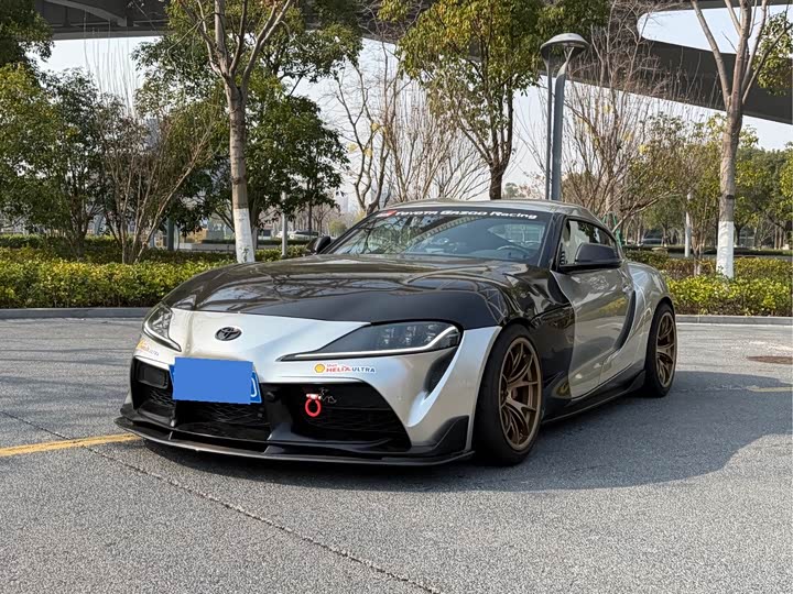 Фото 1 - Toyota Supra