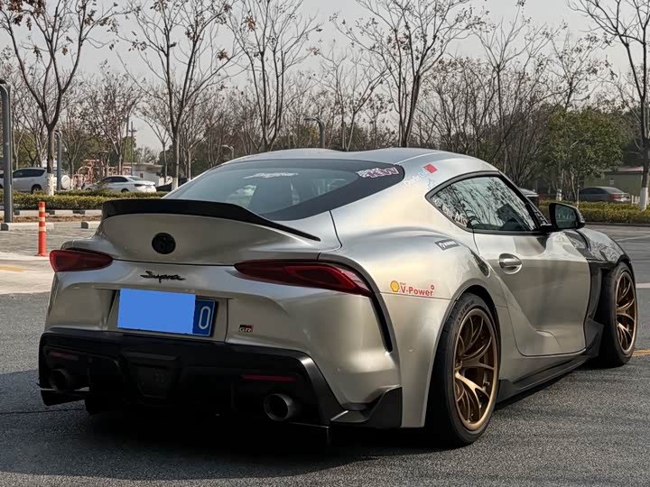 Фото 5 - Toyota Supra