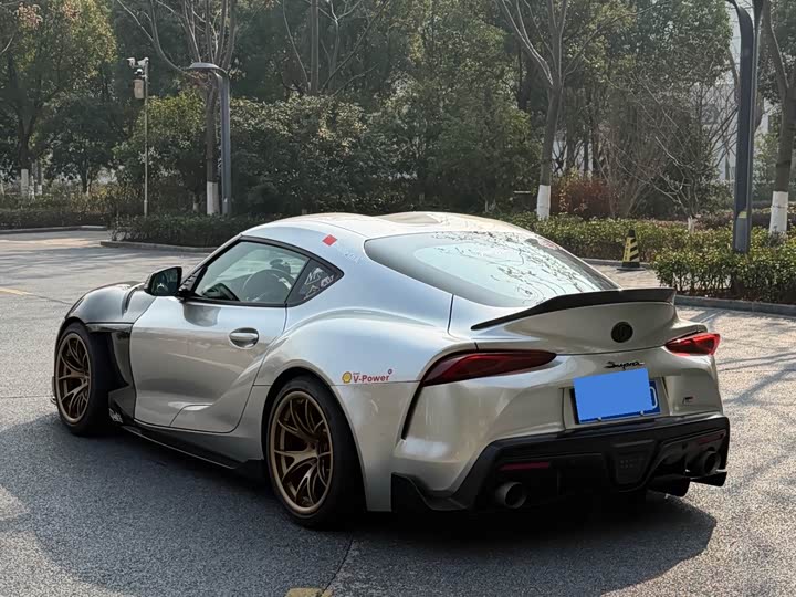 Фото 7 - Toyota Supra