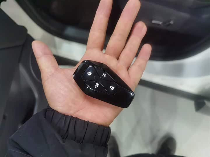 Фото 9 - BAIC Arcfox Alpha T5