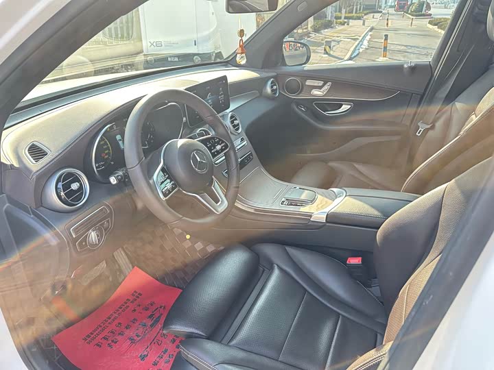 Фото 9 - Mercedes-Benz GLC-Class