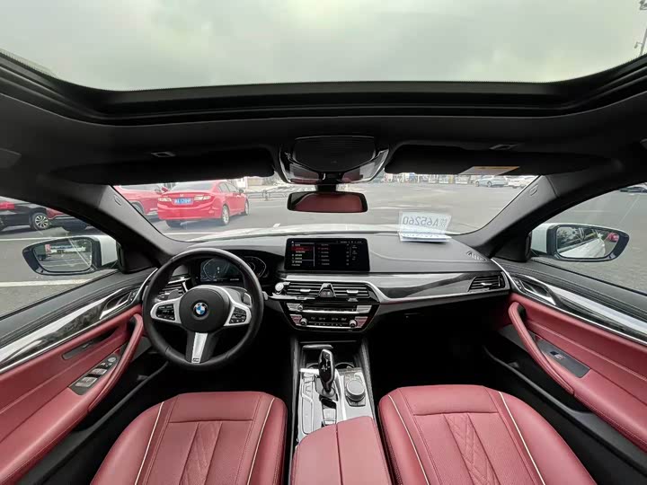 Фото 8 - BMW 5 Series