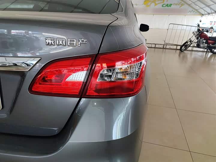 Фото 8 - Nissan Sylphy