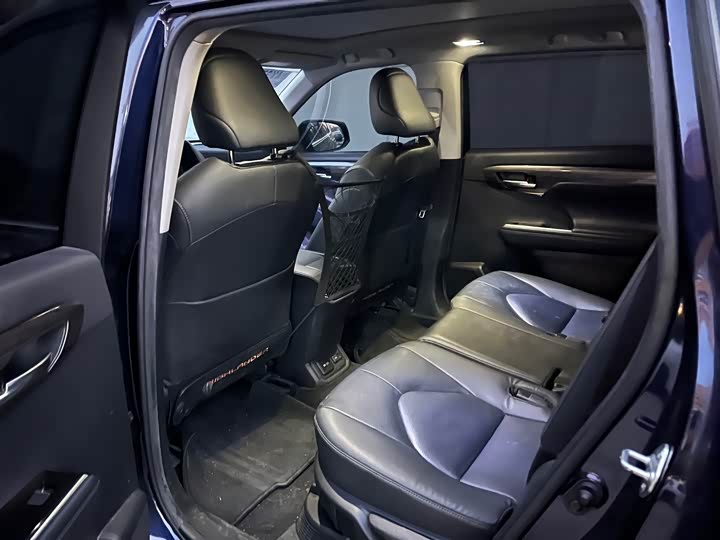 Фото 8 - Toyota Highlander