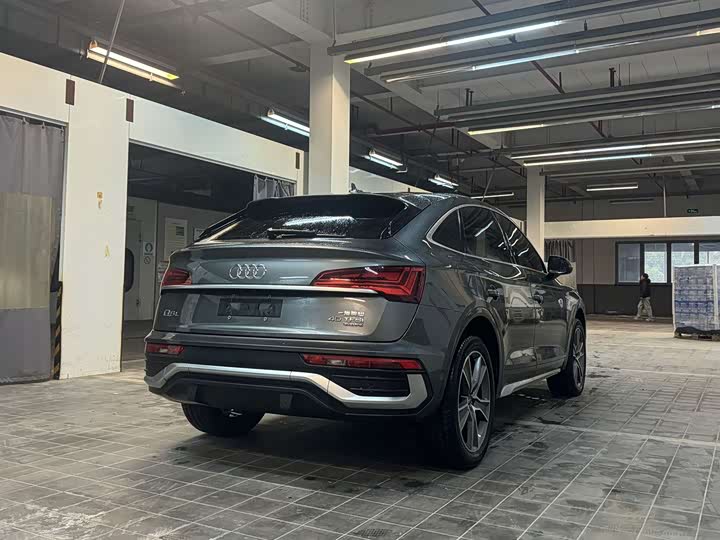 Фото 4 - Audi Q5L Sportback