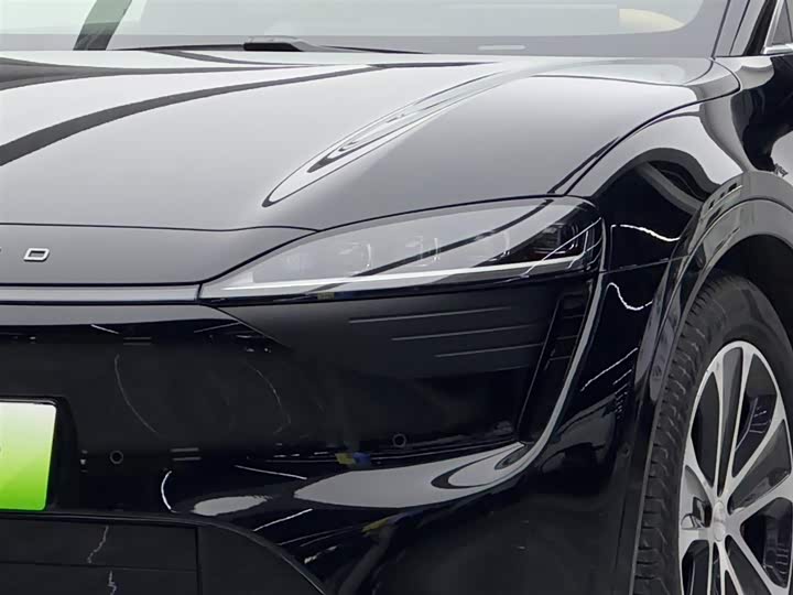 Фото 3 - Luxeed R7