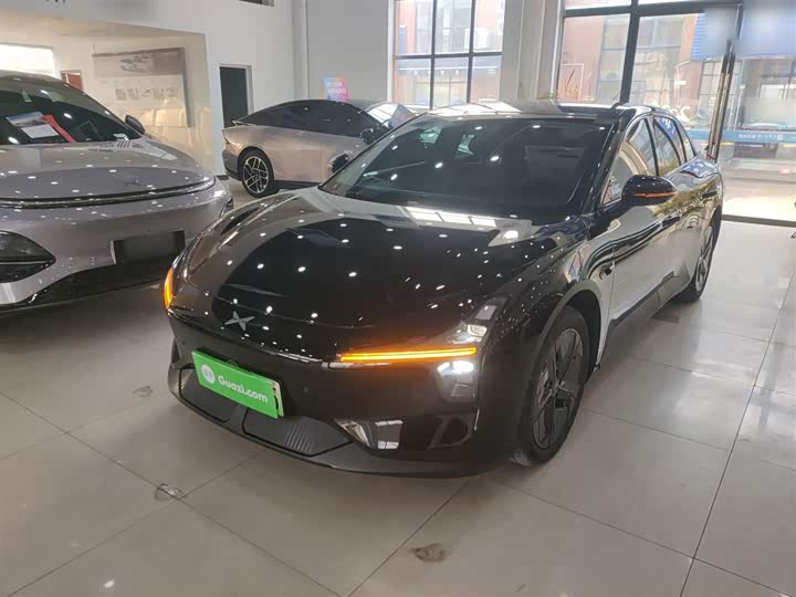 Фото 1 - XPeng Mona M03