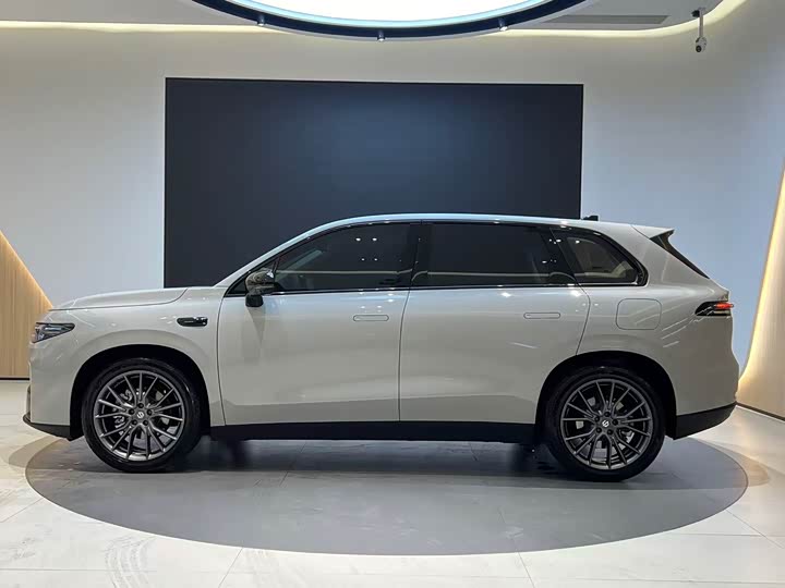 Фото 3 - Leapmotor C10