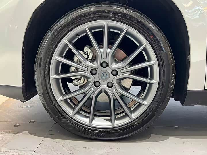 Фото 7 - Leapmotor C10