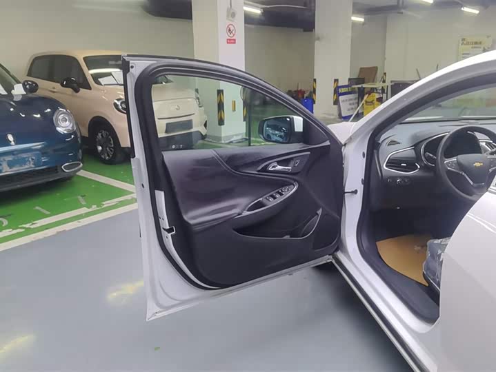 Фото 7 - Chevrolet Malibu XL