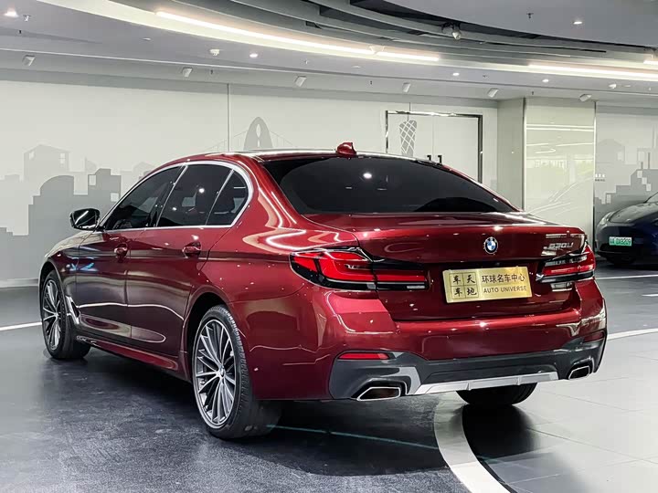 Фото 5 - BMW 5 Series