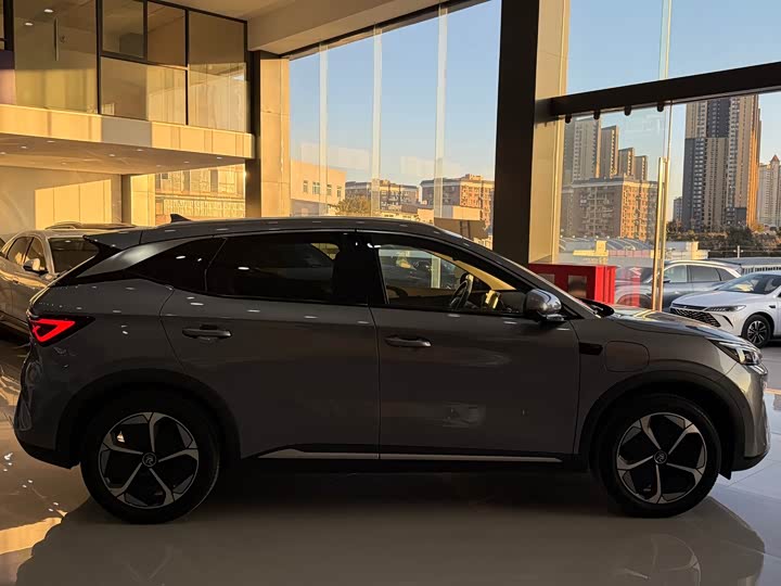 Фото 6 - BYD Yuan Plus