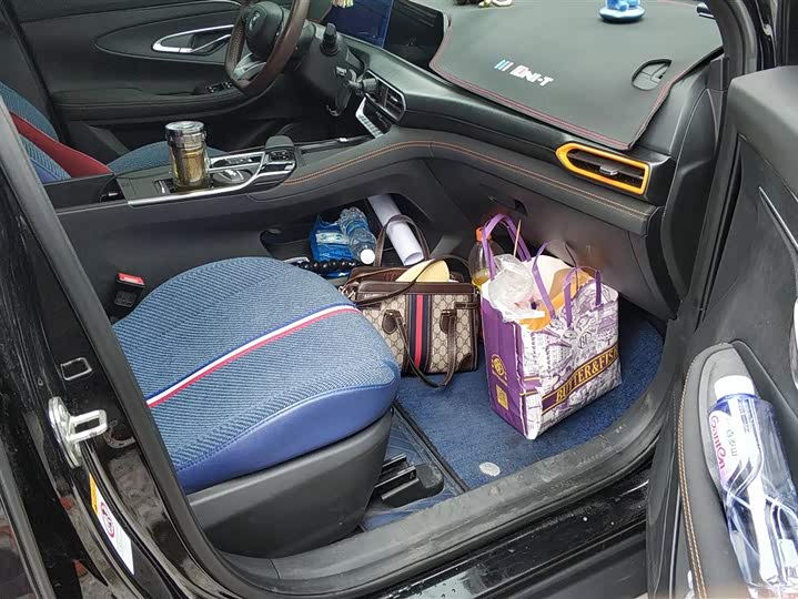 Фото 8 - Changan UNI-T