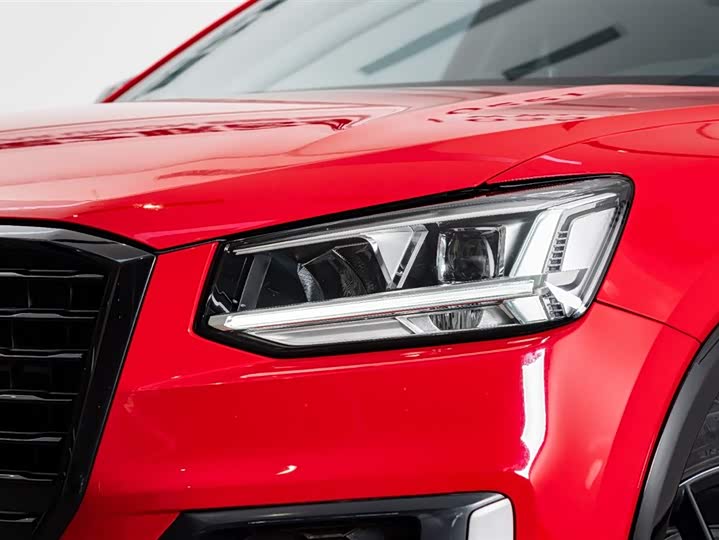 Фото 4 - Audi Q2L