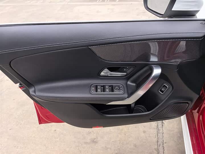 Фото 8 - Mercedes-Benz A-Class