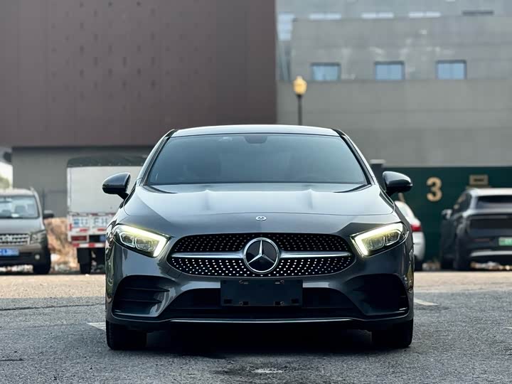 Фото 1 - Mercedes-Benz A-Class