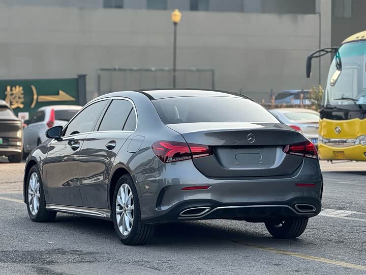 Фото 6 - Mercedes-Benz A-Class