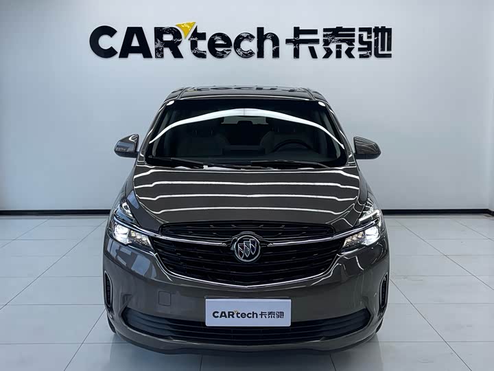 Фото 2 - Buick GL8 ES