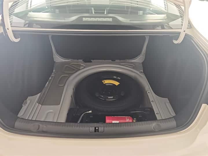 Фото 4 - Volkswagen Lavida