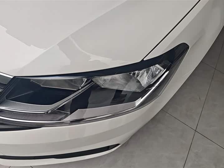 Фото 5 - Volkswagen Lavida