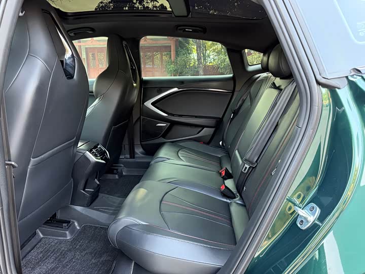 Фото 6 - MG Motor 7