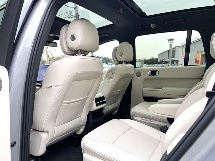 Фото 7 - LiXiang L8