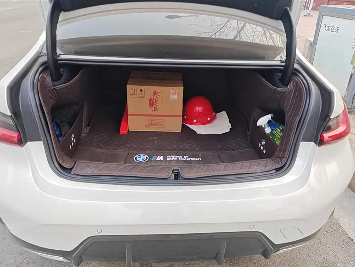 Фото 4 - BMW 3 Series