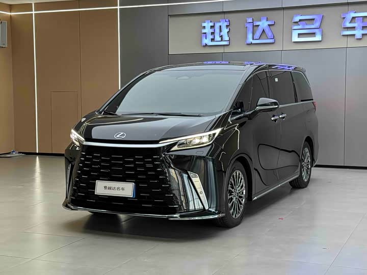 Фото 5 - Lexus LM