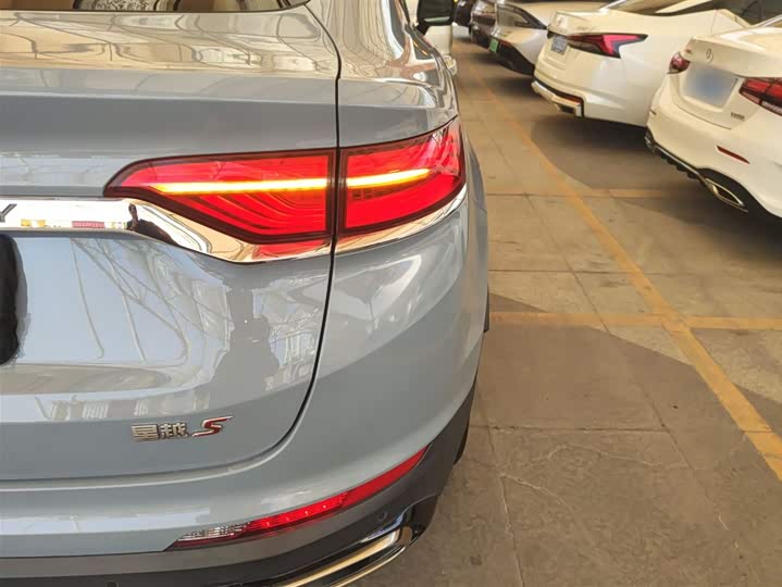 Фото 8 - Geely Tugella S