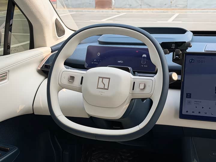 Фото 7 - Zeekr X