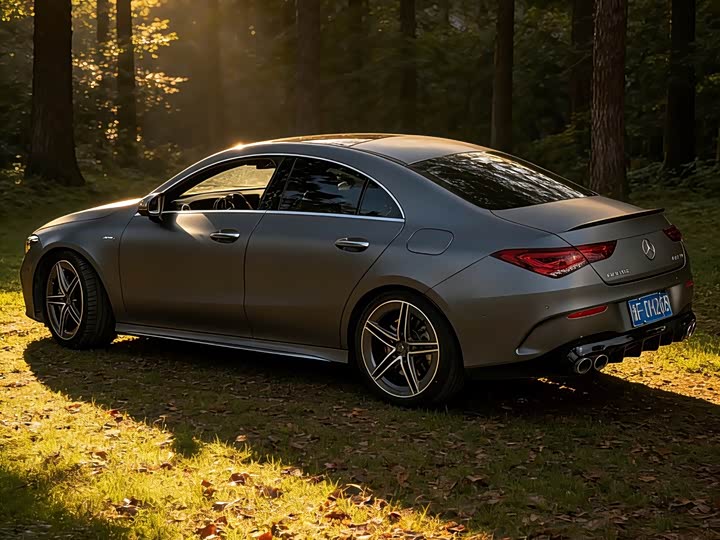 Фото 4 - Mercedes-Benz CLA-Class AMG