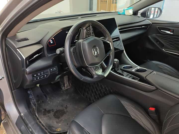 Фото 9 - Toyota Avalon