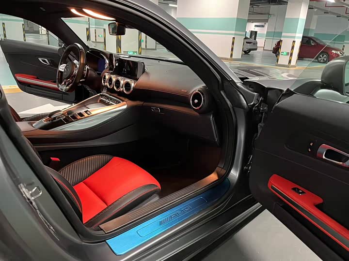 Photo 7 - Mercedes-Benz AMG GT