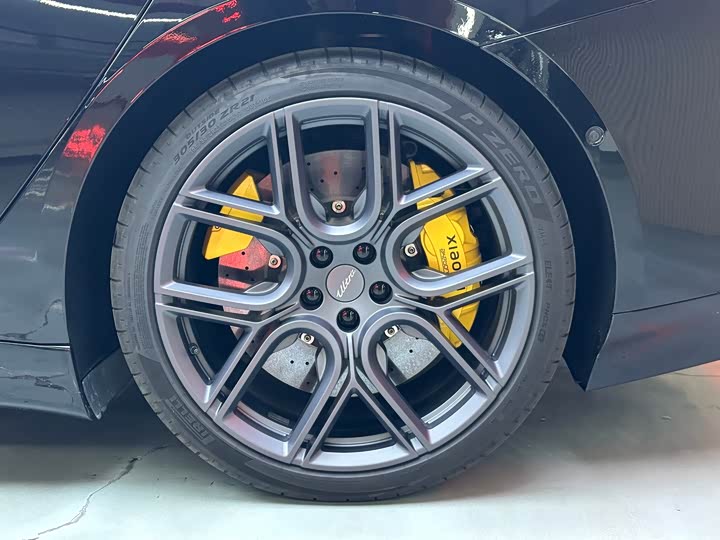 Фото 6 - Xiaomi SU7 Ultra