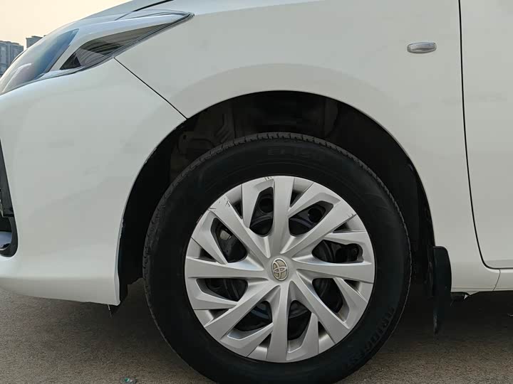 Фото 5 - Toyota Vios FS