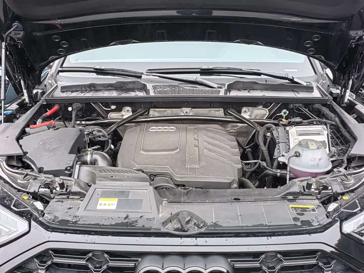 Фото 7 - Audi Q5L