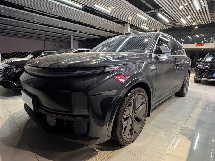 Фото 1 - LiXiang L7