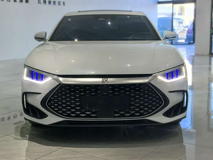 Фото 2 - BYD Han