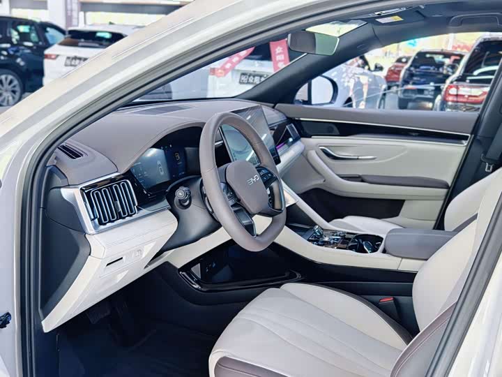 Фото 8 - BYD Song Plus Hybrid/EV