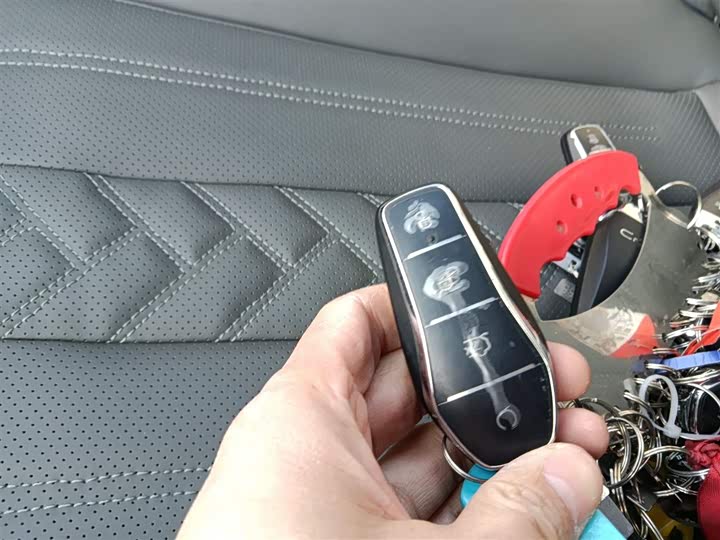 Фото 9 - BYD Song L DM-i Hybrid